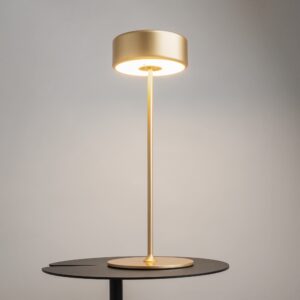 Punjiva svjetiljka Maytoni AI Collaboration – Zlatna – MOD229TL-L3G3K2 Baterijske svjetiljke Punjiva svjetiljka Maytoni AI Collaboration – Zlatna – MOD229TL-L3G3K2 Baterijske svjetiljke