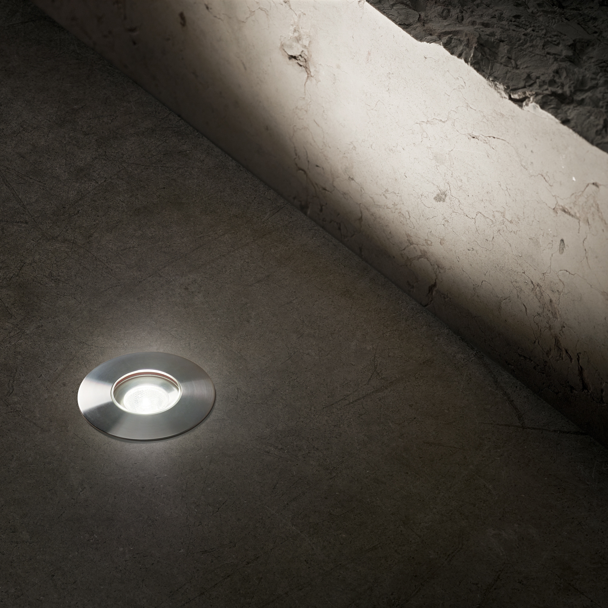 Ugradbena svjetiljka Ideal Lux ROCKET FI D5.5 WIDE 3000K – Čelik Rasvjeta za stepenice